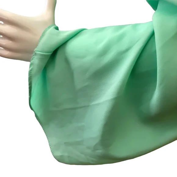 Pinkblush Bell Sleeves Dress - Picture 3 of 7